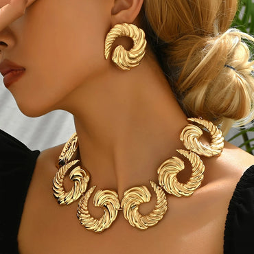 Lxalry 14K Gold Spiral Set, Liquid Metal Necklace & Earrings, Handmade Bridal Gift, Timeless Elegance To Red Carpet Glamour