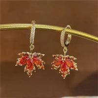 Fashion Rhinestone Red Maple Leaf Earrings For Women Autumn and Winter Crystal Zircon Tassel Earrings Wedding Party Jewelry Gift