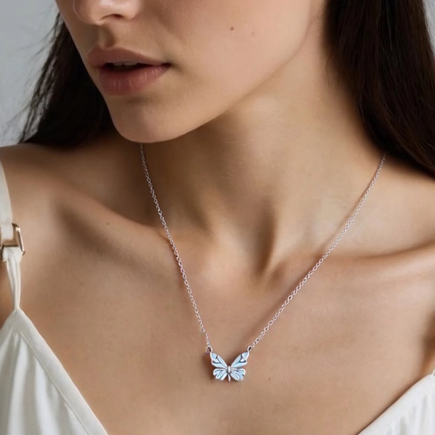 Blue Luminous Butterfly Necklace Bracelet Dainty Butterfly Pendant Necklace Silver Jewellery Set for Lover Friend