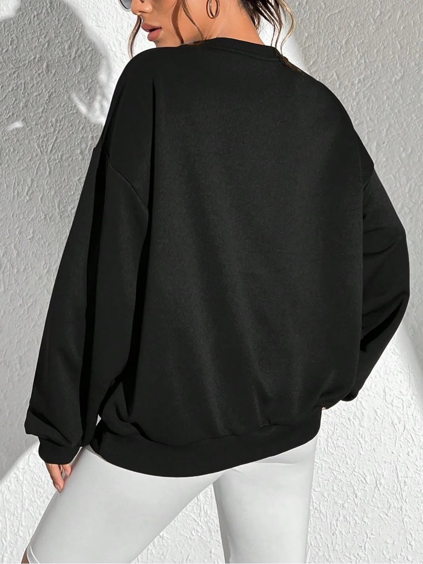 Golden stars and free printed New Year's party and casual wear, women's fashionable round neck hoodie