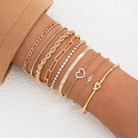 7Pcs/Set Bohemian Heart Beads Bracelets For Women Elegant Crystal Round Pendant Elastic Bracelets Set Fashion Party Jewelry Gift