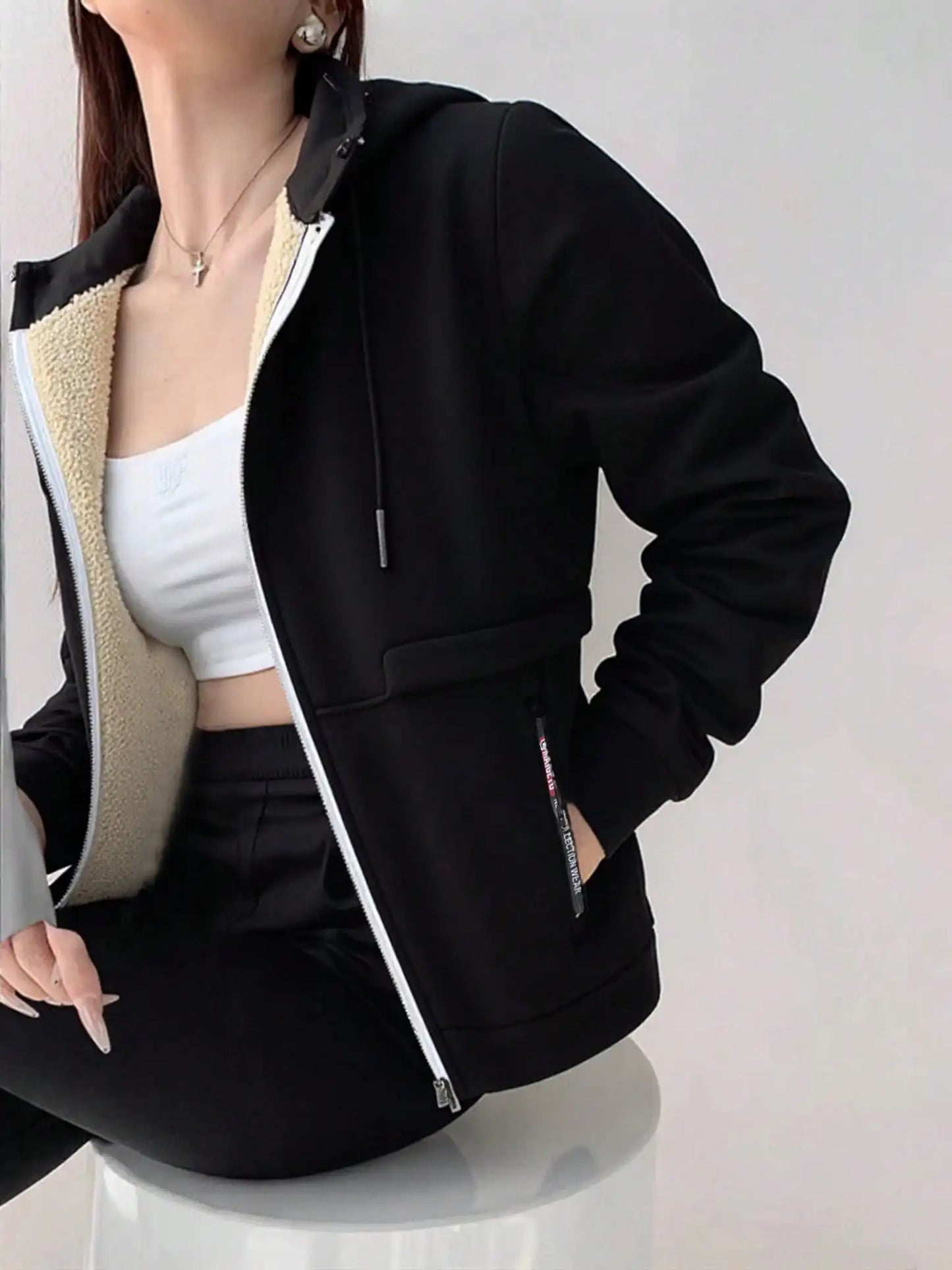 Women's Sherpa Lined Hoodie Jacket, Warm Windproof Zip-Up for Autumn Winter Outdoor