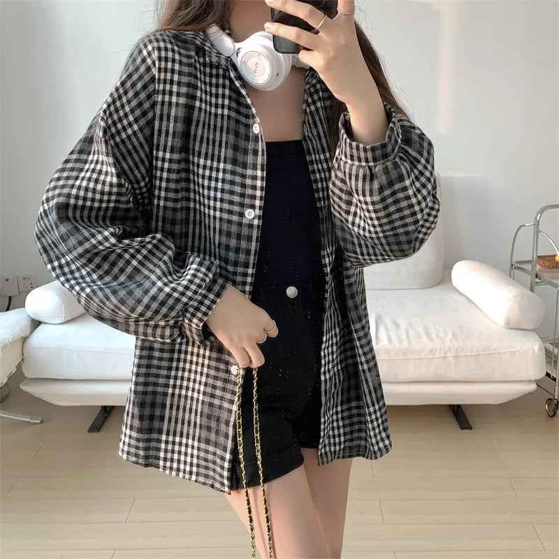 Versatile Button Trendy Outerwear 2026 Thickened Woolen Plaid Shirt Women Loose Mid-Length Autumn Winter New Blouse